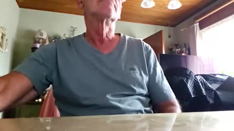 robke1966 online show from 10.15.25