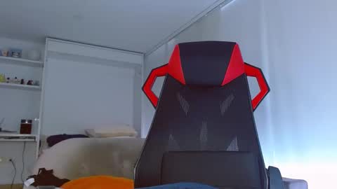 Snapshot of roby_millerr chatting on 03.02.25 roby_millerr online show from 03.02.25