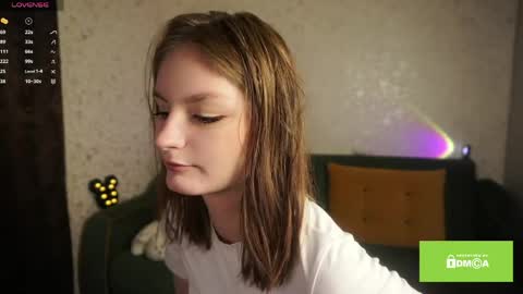 Snapshot of robynsentinella chatting on 05.03.26 robynsentinella online show from 05.03.26