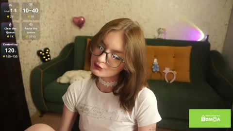 Snapshot of robynsentinella chatting on 05.08.26 robynsentinella online show from 05.08.26