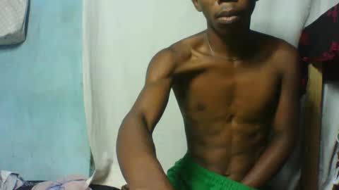 Snapshot of rocardo1510 chatting on 02.25.25 rocardo1510 online show from 02.25.25