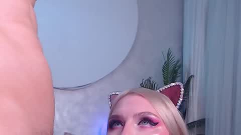 Lina and Den online show from 11.12.25