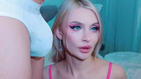 Lina and Den online show from 01.17.26