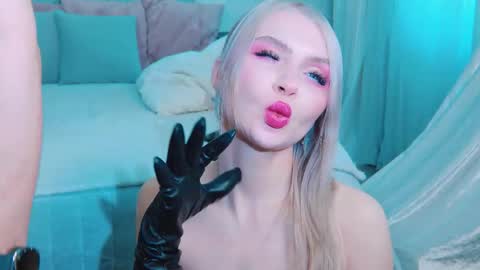 Lina and Den online show from 03.21.26