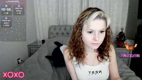 Snapshot of rocky_foxy chatting on 01.28.25 Rockel online show from 01.28.25