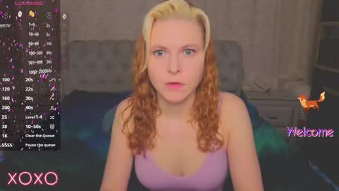 Snapshot of rocky_foxy chatting on 09.23.25 Rockel online show from 09.23.25