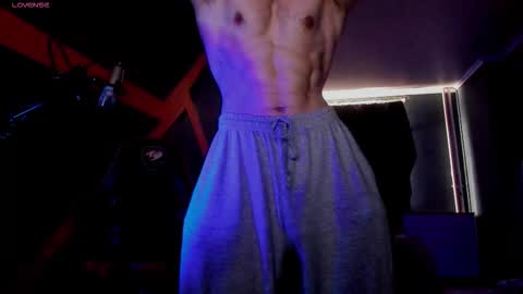 Snapshot of rodarri chatting on 09.29.25 MY NAME CAN SEE ALL MY CUM VIDEO BUY FAN SUB. online show from 09.29.25