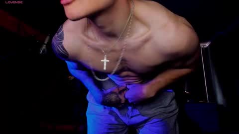 Snapshot of rodarri chatting on 10.05.25 MY NAME CAN SEE ALL MY CUM VIDEO BUY FAN SUB. online show from 10.05.25