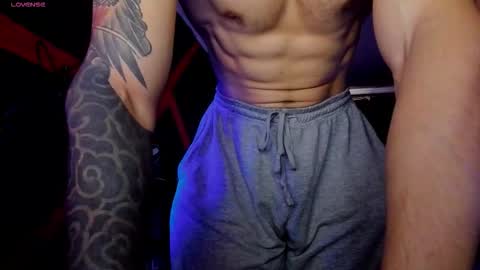 Snapshot of rodarri chatting on 10.06.25 MY NAME CAN SEE ALL MY CUM VIDEO BUY FAN SUB. online show from 10.06.25