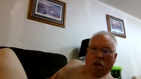 rodstud641 online show from 10.15.25