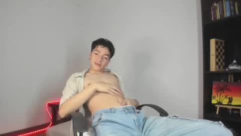 Snapshot of rofflust chatting on 02.21.26 Roff Lust online show from 02.21.26