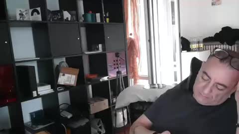 rogerrabbit2023 online show from 09.13.25