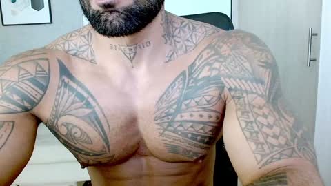 Snapshot of rogers_p chatting on 12.14.24 Rogers online show from 12.14.24