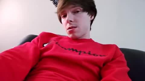 Snapshot of rolper27 chatting on 02.18.25 Rolper27 online show from 02.18.25