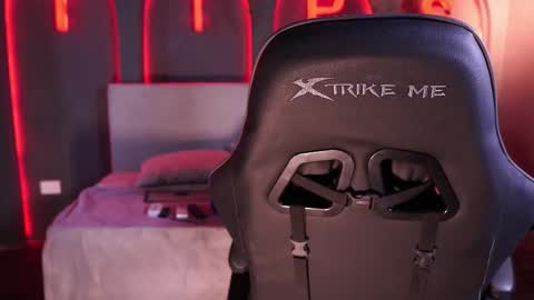 Snapshot of roma_hells chatting on 09.21.25 roma_hells online show from 09.21.25