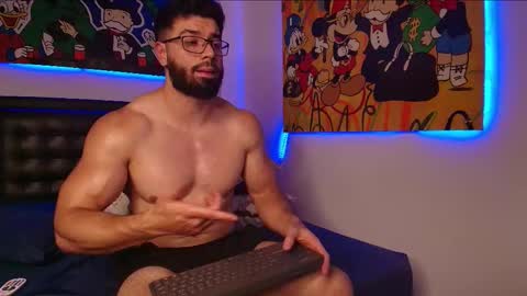 Roman Lux online show from 02.12.25