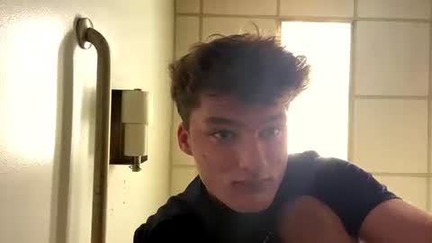 romanbutler07 online show from 07.16.26