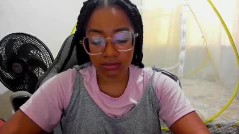 Is A Belle online show from 10.26.25