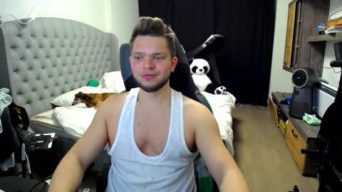 romantic_twunk online show from 10.18.25