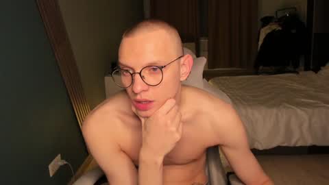 Romeo online show from 01.19.25