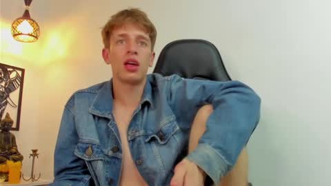 Snapshot of romeo_ricci1 chatting on 12.06.24 Romeo Ricci online show from 12.06.24