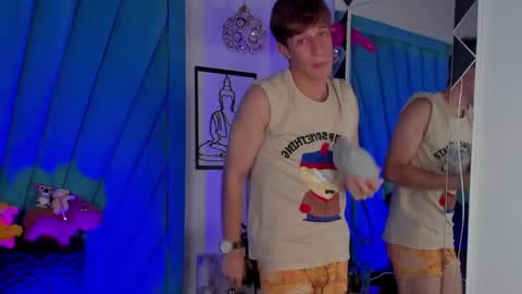 Snapshot of romeo_ricci1 chatting on 12.24.24 Romeo Ricci online show from 12.24.24