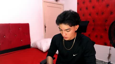 Romeo online show from 11.18.25