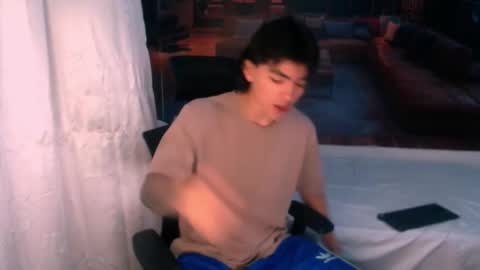 Romeo online show from 12.22.25