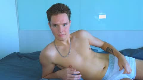 Romeo online show from 10.24.25