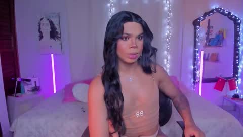 Romi Rouse online show from 01.06.26