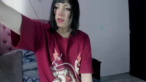 Twelve 3 Inst Twelve 312002 Twitter Room312 2002 online show from 10.18.25