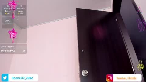 Twelve 3 Inst Twelve 312002 Twitter Room312 2002 online show from 04.02.26
