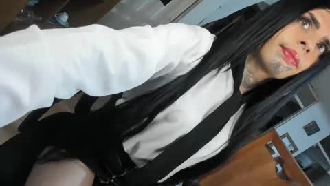 herreraisa offical online show from 02.02.26