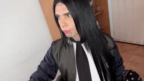 herreraisa offical online show from 02.02.26