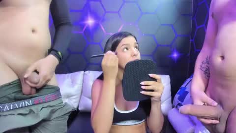  MIA AND PAUL online show from 03.11.25