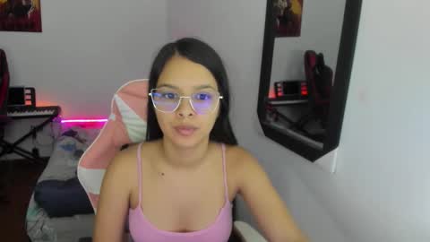  MIA AND PAUL online show from 12.14.25