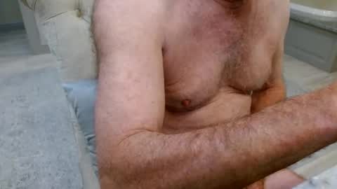 Snapshot of roper1955 chatting on 02.09.25 roper1955 online show from 02.09.25