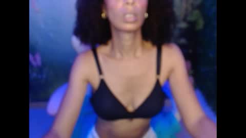 Snapshot of rosa_skinny chatting on 04.27.26 rosa online show from 04.27.26