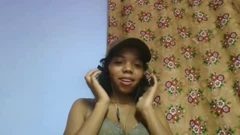 Snapshot of rosah225127 chatting on 04.20.26 rosah225127 online show from 04.20.26