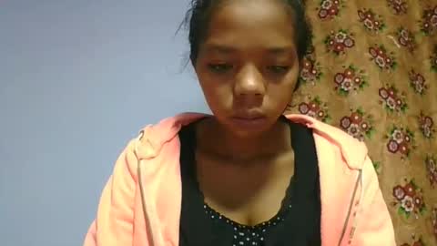 Snapshot of rosah225127 chatting on 04.22.26 rosah225127 online show from 04.22.26