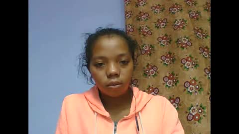 Snapshot of rosah225127 chatting on 05.16.26 rosah225127 online show from 05.16.26