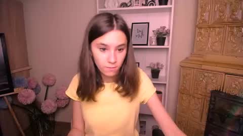 Snapshot of rosalais_ chatting on 07.17.26 Rose online show from 07.17.26