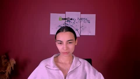 Snapshot of rosalie_shy chatting on 11.25.25 rosalie_shy online show from 11.25.25