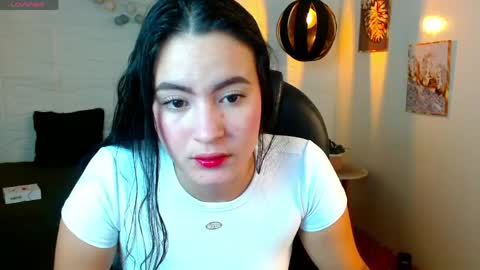 Snapshot of rosaliea chatting on 06.02.26 R O S A L I A online show from 06.02.26