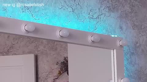 Snapshot of rosaliefetish chatting on 01.22.25 Rosalie online show from 01.22.25