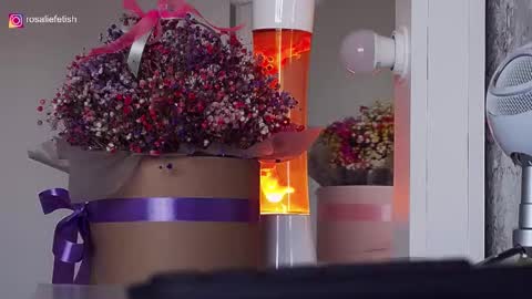 Snapshot of rosaliefetish chatting on 09.15.25 Rosalie online show from 09.15.25