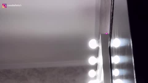 Snapshot of rosaliefetish chatting on 11.13.25 Rosalie online show from 11.13.25