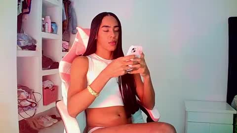 Snapshot of rosalindasexy chatting on 07.14.26 Rosalinda online show from 07.14.26