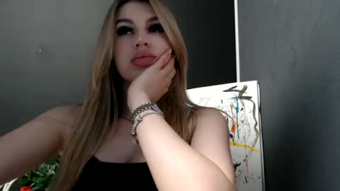 Snapshot of rosaline_ly chatting on 06.20.26 Rosalina online show from 06.20.26