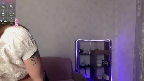 RoosaMoore online show from 04.17.26